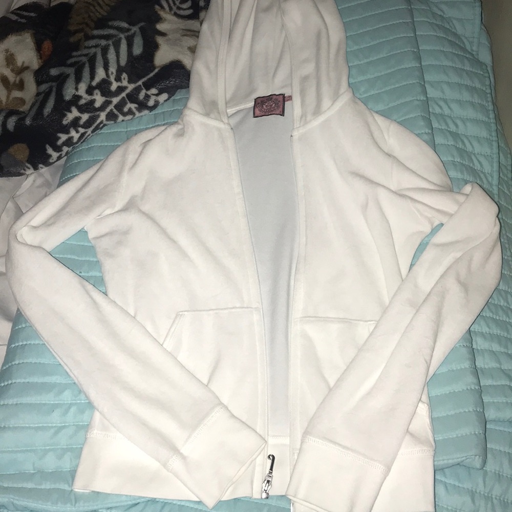 JUICY  COUTURE SWEATER